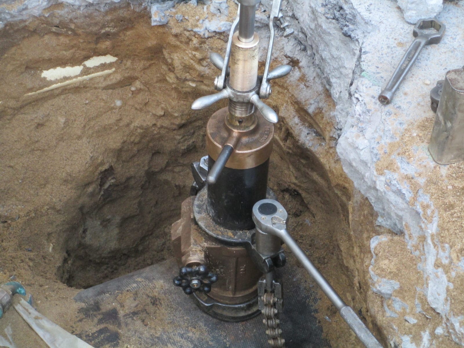 what-is-a-driven-wet-tap-connection-how-to-fix-harris-water-main